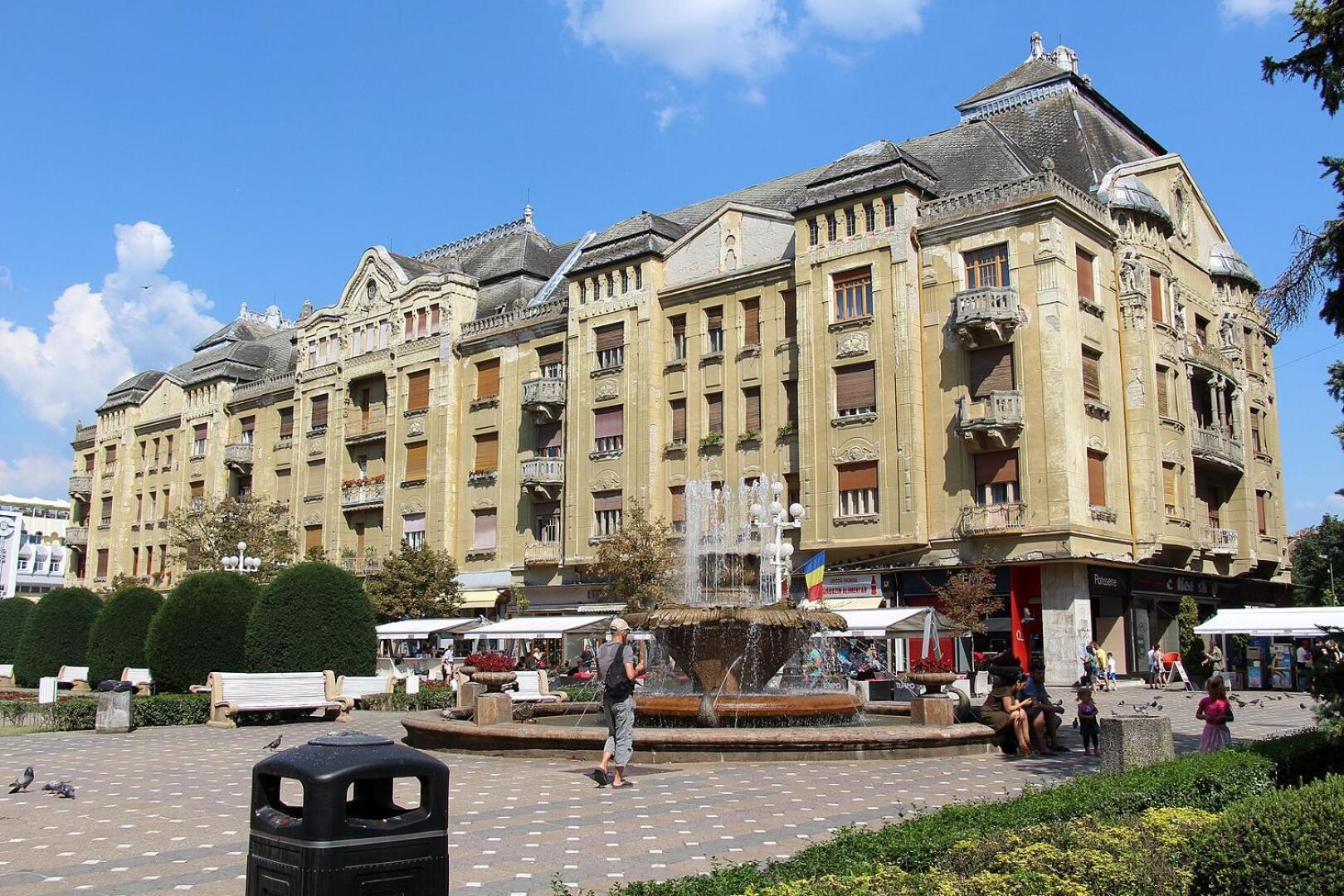 Ultra-Central Apartment In The Loffler Palace Timisoara Exterior photo