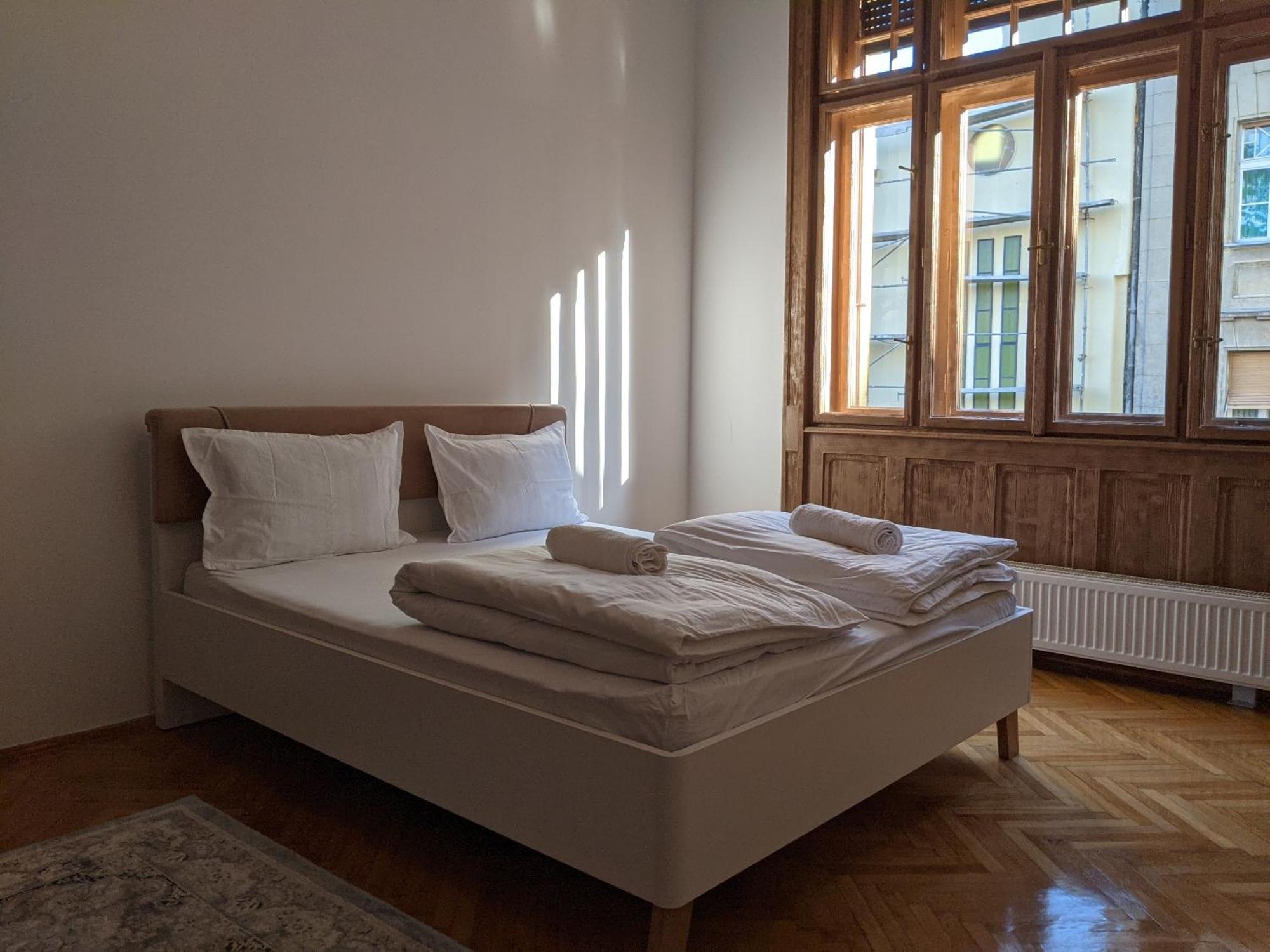 Ultra-Central Apartment In The Loffler Palace Timisoara Exterior photo